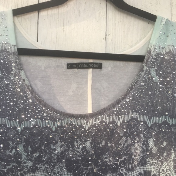 Maurice’s Size 2 Mint green/grey lace print top - Picture 6 of 6